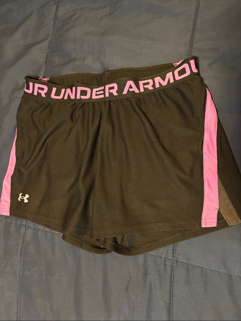 Under Armour Black Shorts with Purple Waistband & Side Stripe and Pockets!!